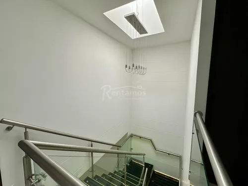 Casa En Arriendo En Tres Esquinas. Cod A775993