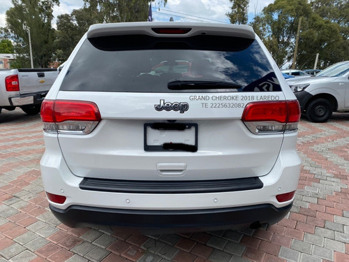 Imagen 6 de 12 de Jeep Grand Cheroke 2018 Laredo V6 Aut Tela Eng $ 103,600