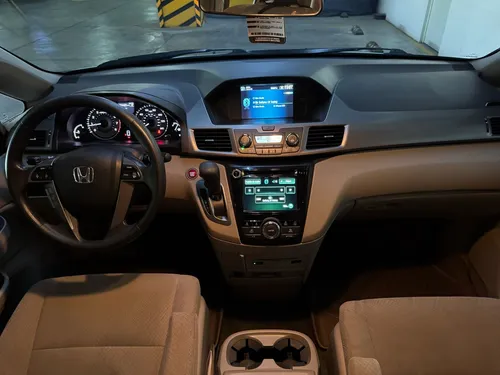 Honda Odyssey 3.5 Touring Mt