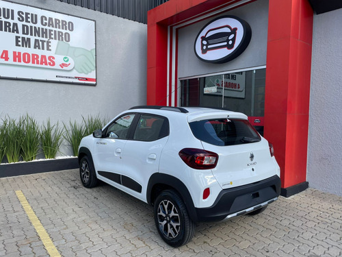Renault Kwid 1.0 12V SCE FLEX OUTSIDER MANUAL