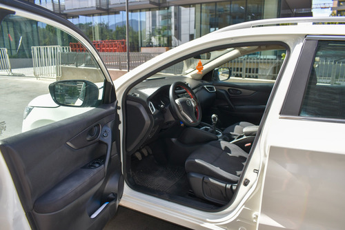 Nissan Qashqai Sense 2.0