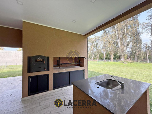 Casa 4 Ambientes A Estrenar En Santa Irene, Gran Lote De 2000 M²