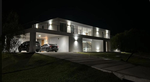 Casa 7 Ambientes Alquiler En Chacras De La Reserva