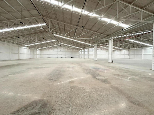 Bodega En Renta Nueva En Naucalpan De 9223 M2 Se Puede Dividir