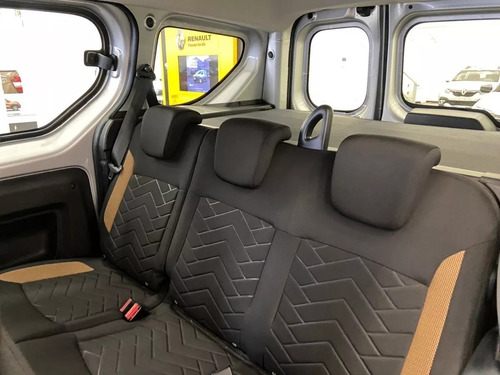 Imagen 15 de 20 de Renault Kangoo Entrega Rápida Por Sobre Stock!!