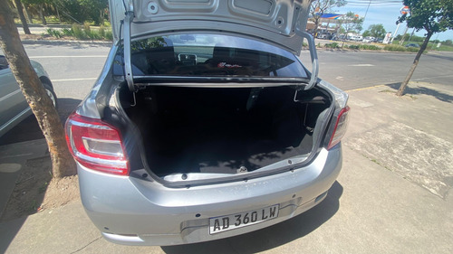 Renault Logan 1.6 16V PRIVILEGE L13