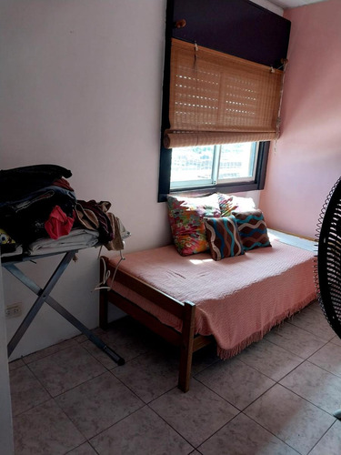 Departamento De Tres Ambientes Con Cochera En Venta En Avellaneda