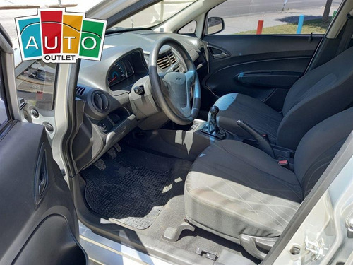 Chevrolet Sail Lt 2013 Gris Plata 4 Puertas