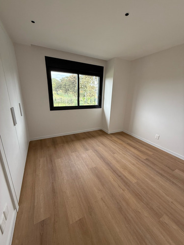 Divina Casa En Alquiler En Parques Ii - San Nicolás