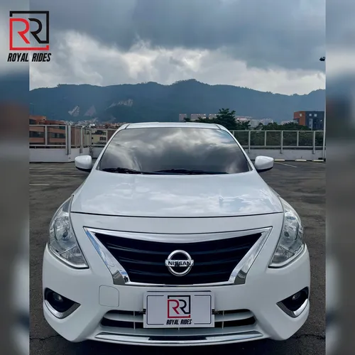 Nissan Versa 1.6 Advance
