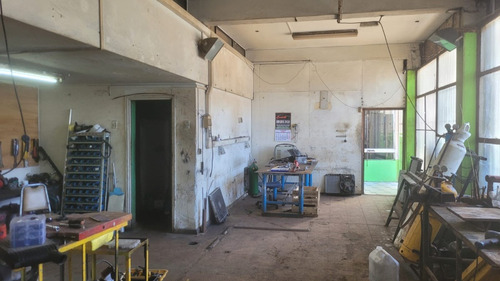 Bodega De 460 M2 Ubicada En Av. Carreras Concepción