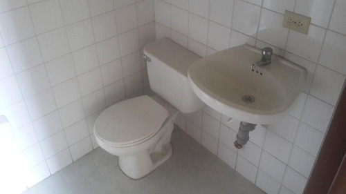 Imagen 12 de 30 de Codigo Rah Ve 22-6293 Edificio En Venta Barquisimeto