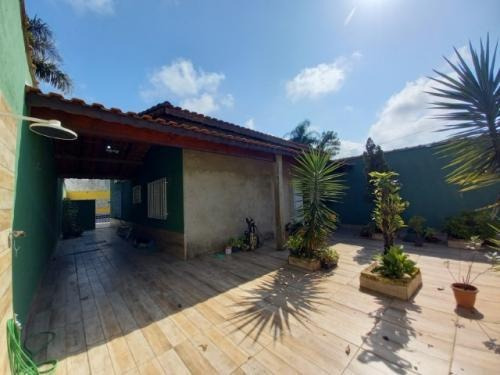 Imagem 2 de 14 de Belíssima Casa No Jardim Palmeiras Lado Praia Com Piscina