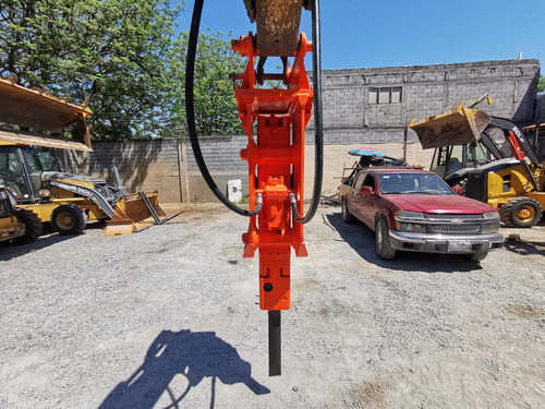 Martillo Hidráulico Npk Gh-4 Para Retroexcavadora