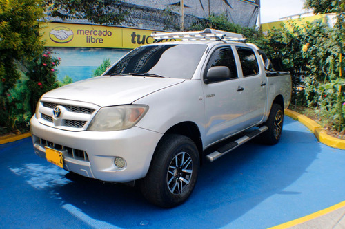 Toyota Hilux 2.5 TD 4X2