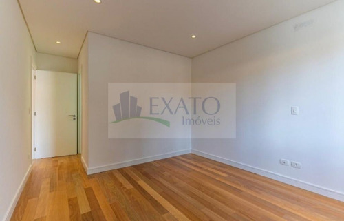 Imagem 10 de 15 de Casa Em Condomínio Construção Nova, Excelente Acabamento, Sobrado Com 4 Suítes Piscina E Jardim. - Em50170