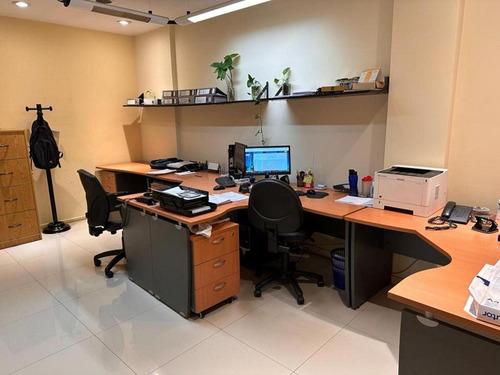 Oficina En Alquiler - 4 Oficinas 2 Baños - San Nicolás