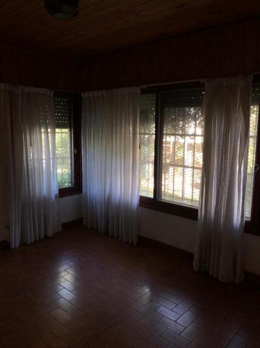 Imagen 6 de 30 de Excelente Casa Quinta Con Pileta Y Quincho Cerrado