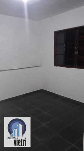 Imagem 5 de 11 de Imóvel Com 2 Dormitórios Fica Na Parte Do Fundo Esta Reformada Com Pintura Nova E Em Região De Fácil Acesso Com Comércios E Próximo A Av.paula Ferreir - Ca1157