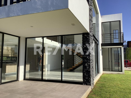 Casa En Venta En Condominio Balvanera