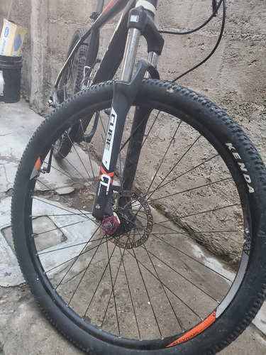 Bicicleta Aluminio, Marca Cube Mtb Rodado 29