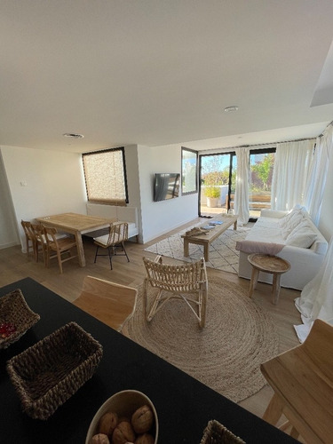 Imagen 17 de 22 de Venta Eg12 Playa Grande Terraza De 84 M2