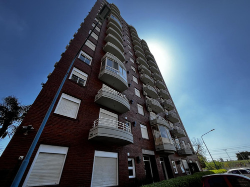 Departamento Monoambiente Excelente Estado - Sarandi