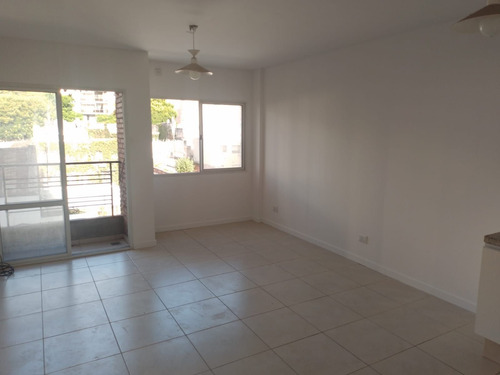 En Venta- Dpto Monoambiente Con Balcón - Alquilado - Zona Utn, Corrientes 1300, Rosario