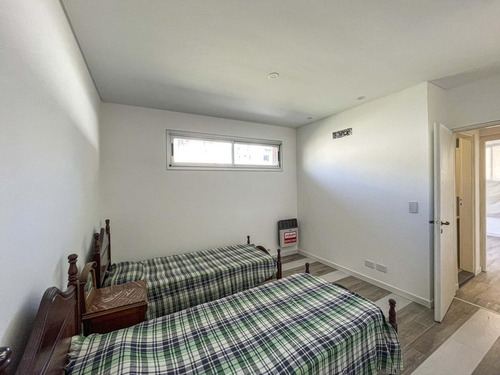 Imagen 18 de 24 de Departamento De Pasillo 2 Dormitorios Con Comodín