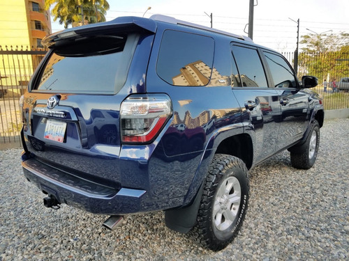 Imagen 4 de 11 de Toyota 4runner Sr5 Premium 2018
