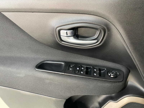 Imagem 14 de 15 de Jeep Renegade 1.8 16v Flex Sport 4p Manual