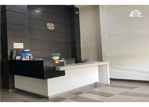 Lindo Dúplex Con Terraza Privada: Quincho Y Jacuzzi. Holanda