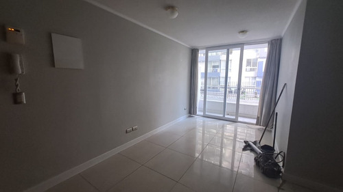 Depto Amplio , 2 Dormitorios , 2 Baños , Living Comedor