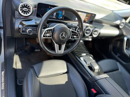 Imagen 14 de 25 de Mercedes-benz Clase A 200 A200 2020 2019 2021 0km A250 B200