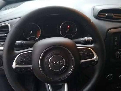 Imagem 6 de 8 de Jeep Renegade 1.8 16v Flex Longitude 4p Automático