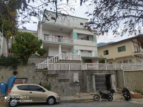 Se Vende Casa 482m2 7h/ 8b/ 3p Las Palmas