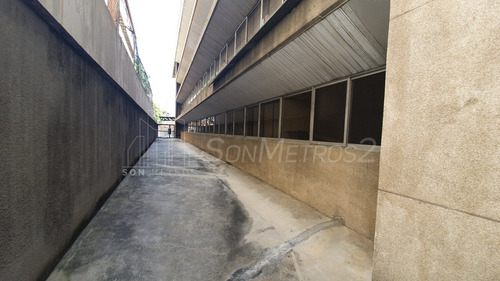 Imagen 3 de 14 de Edificio En Alquiler La Urbina