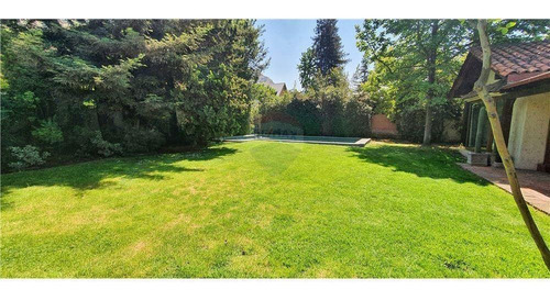 Imagen 3 de 30 de Linda Casa! Impecable! Maravilloso Jardin