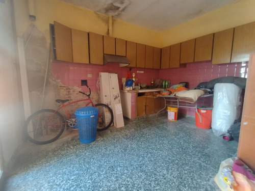 Imagen 28 de 28 de Venta Casa 6 Ambientes Con Cochera Patio Y Terraza