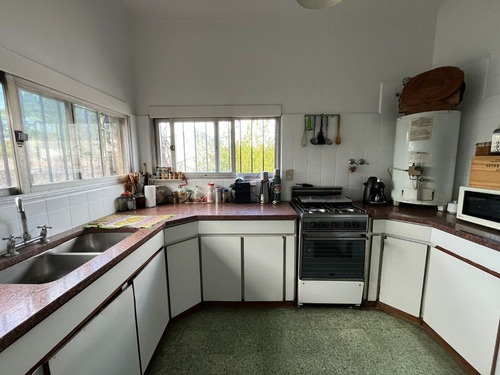 Departamento De 3 Dormitorios A La Venta Calle Mitre 2204 Jose Marmol