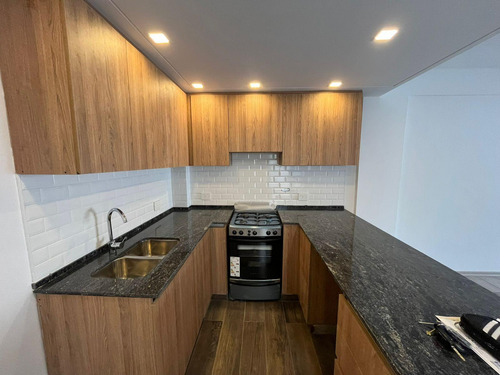 Dpto 3 Amb Con Cochera Y Patio, Con Parrilla M.leguizamon 700 Liniers