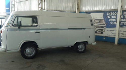 Volkswagen Kombi 1.4 Furgão