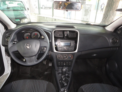 Imagen 7 de 9 de Renault Nuevo Logan Authentique Plus 1.6 2016