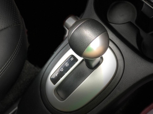 Imagem 10 de 15 de Nissan Versa 16sl Cvt