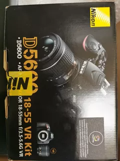 Camara Nikon D5600