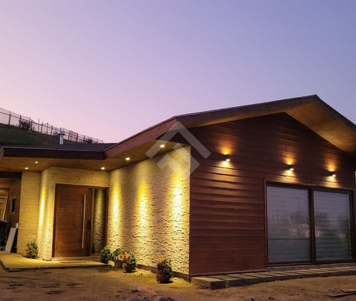 Parcela De Agrado En Venta En Limache