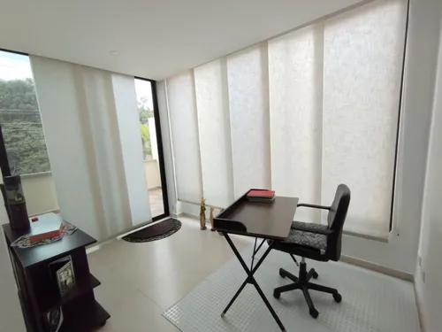 Casa En Venta En Marsella. Cod V14704