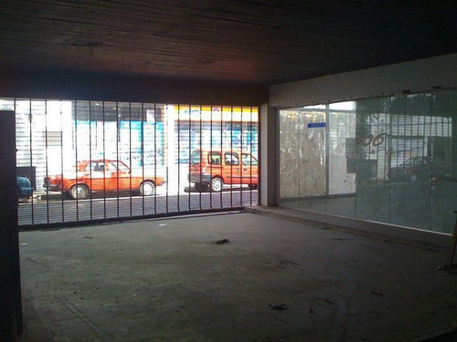 Imagen 4 de 6 de Excelente Local En 2 Plantas En San Fernando!