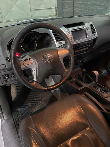 Imagen 12 de 12 de Toyota Hilux 2013 3.0 Cd Srv Cuero I 4x4 5at - A4