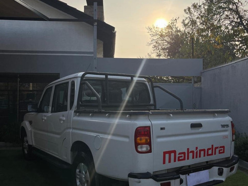 Mahindra Pik Up Pick Up refresh DC 4X2 MT FULL
